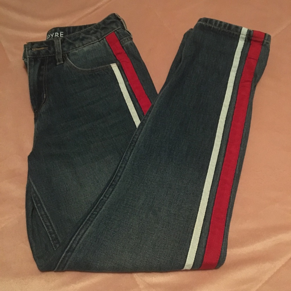 High waisted jeans